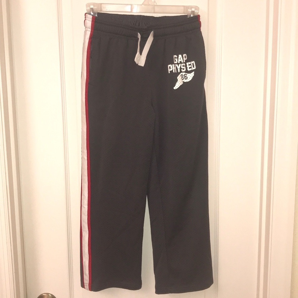 Boys M 8 Gap gray mesh athletic pants EUC